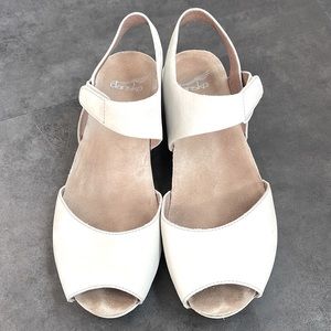 Dansko leather sandals sz. 39